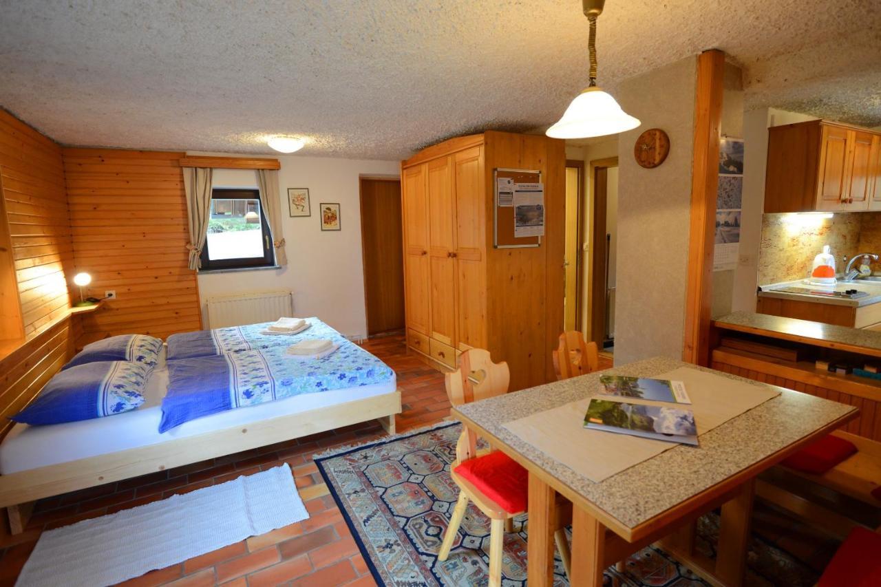 Apartmaji Zupancic بوينج المظهر الخارجي الصورة